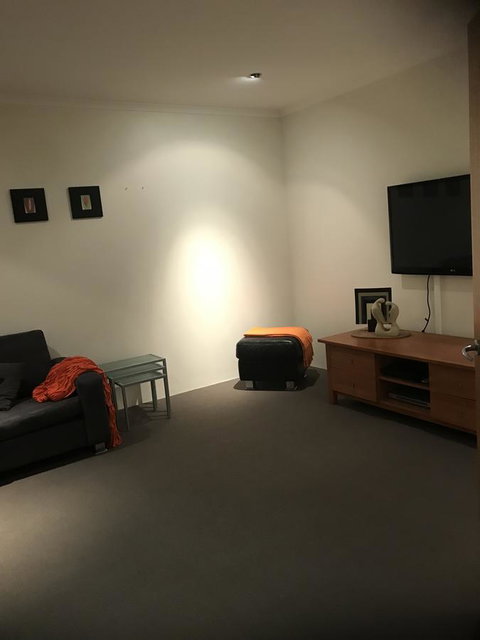 THE SANCTUARY LUXURY HOLIDAY HOME - VIC Tourism 22