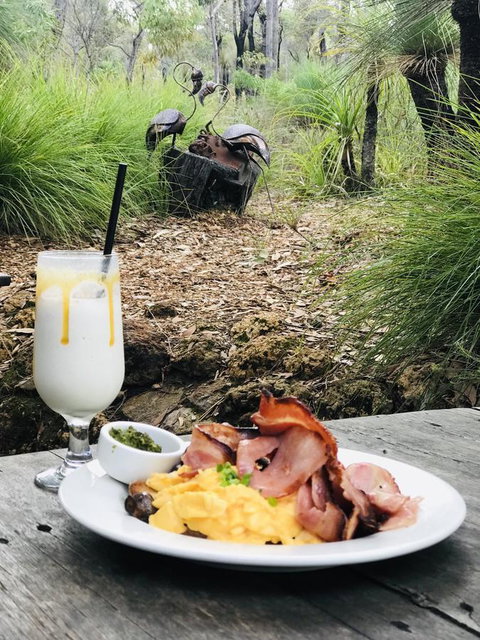 THE SANCTUARY LUXURY HOLIDAY HOME - VIC Tourism 31