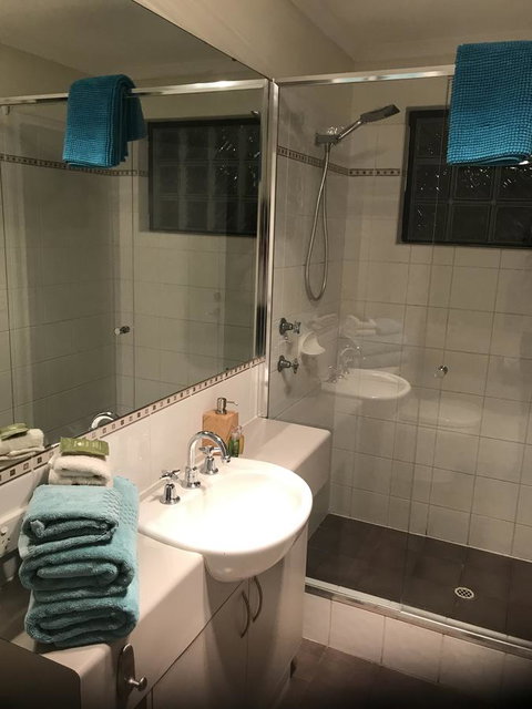 THE SANCTUARY LUXURY HOLIDAY HOME - VIC Tourism 2