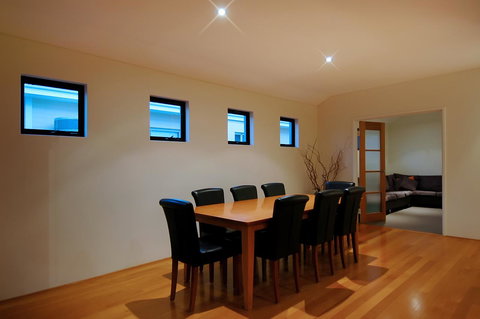 THE SANCTUARY LUXURY HOLIDAY HOME - VIC Tourism 20
