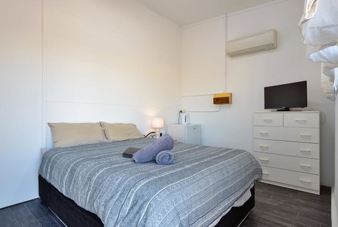 Getaway Villas Unit 389 - VIC Tourism 3