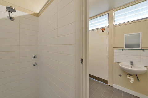Getaway Villas Unit 389 - VIC Tourism 5