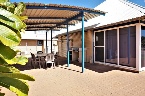 Osprey Holiday Village Unit 120 - Plenty Of Room For A Large Family - VIC Tourism 16