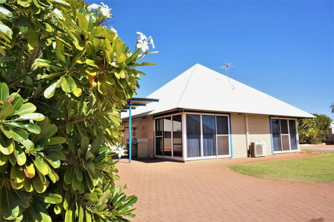 Osprey Holiday Village Unit 120 - Plenty Of Room For A Large Family - VIC Tourism 18