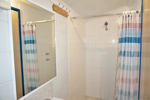 Osprey Holiday Village Unit 120 - Plenty Of Room For A Large Family - VIC Tourism 14