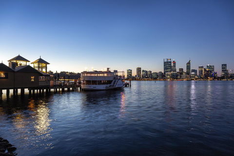 Como Executive Apartment - VIC Tourism 35