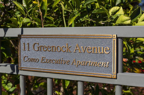 Como Executive Apartment - VIC Tourism 18