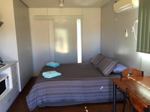 Tom Price Tourist Park - VIC Tourism 17