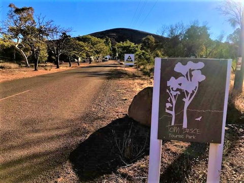 Tom Price Tourist Park - VIC Tourism 1