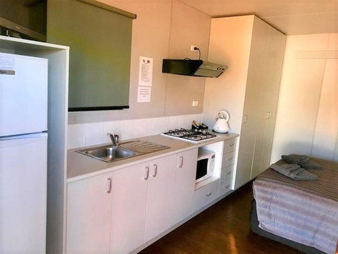 Tom Price Tourist Park - VIC Tourism 16