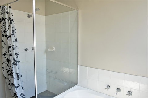 9 Krait Street - Perfect For Large Groups Or Families Alike - VIC Tourism 12