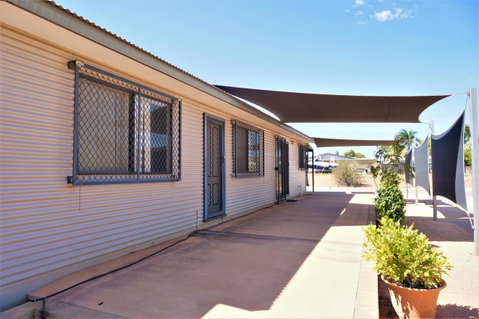 9 Krait Street - Perfect For Large Groups Or Families Alike - VIC Tourism 1