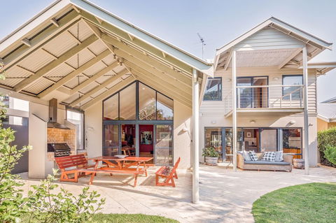Geographe Cove Resort - VIC Tourism 12