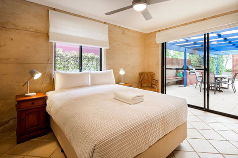 Geographe Cove Resort - VIC Tourism 6