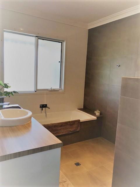 The Mains Guest House 2 Bedroom Farm Stay - VIC Tourism 10