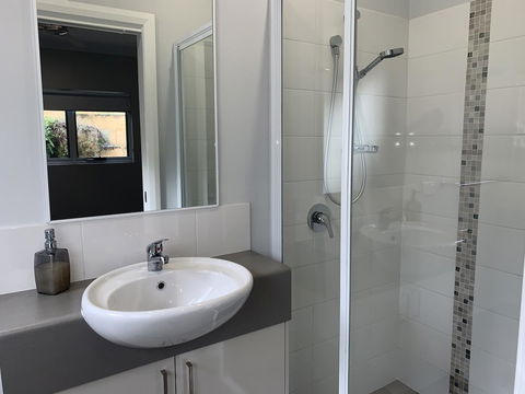 17 By The Sea - VIC Tourism 4