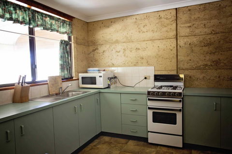 Hopetoun Motel & Chalet Village - VIC Tourism 42