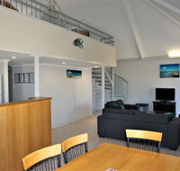 Osprey Holiday Village Unit 108 - Ideal apartment for a family of 6 - VIC Tourism