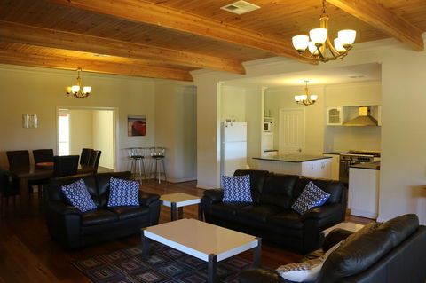 Burton Farmhouse - VIC Tourism 0