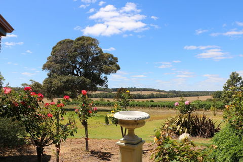 Burton Farmhouse - VIC Tourism 6