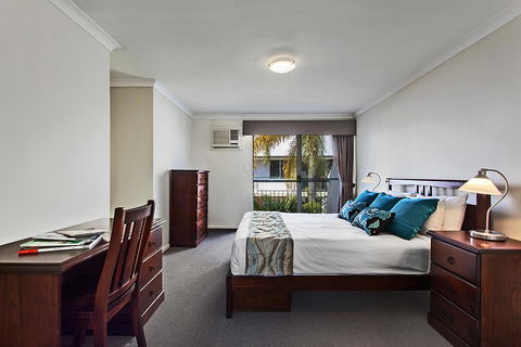 Arlington Apartments - VIC Tourism 2