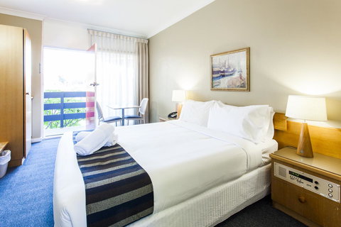 Kings Park Motel - VIC Tourism 6