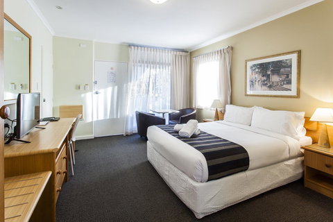 Kings Park Motel - VIC Tourism 12