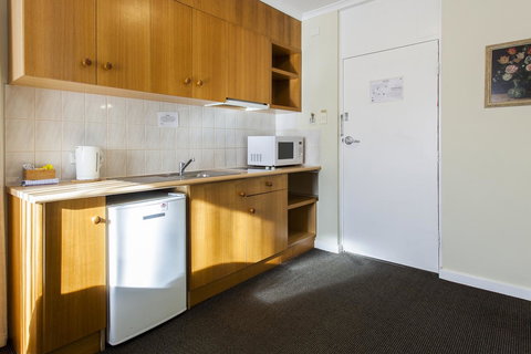 Kings Park Motel - VIC Tourism 17