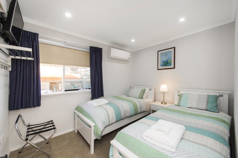 North Beach BnB - VIC Tourism 9