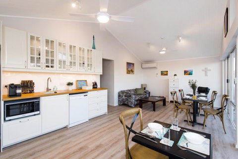 North Beach BnB - VIC Tourism 20
