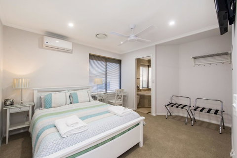 North Beach BnB - VIC Tourism 8