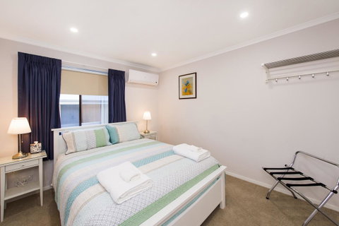 North Beach BnB - VIC Tourism 21