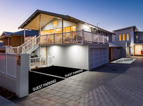 North Beach BnB - VIC Tourism 3