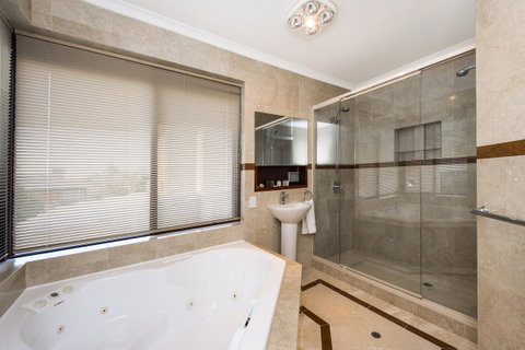 North Beach BnB - VIC Tourism 14