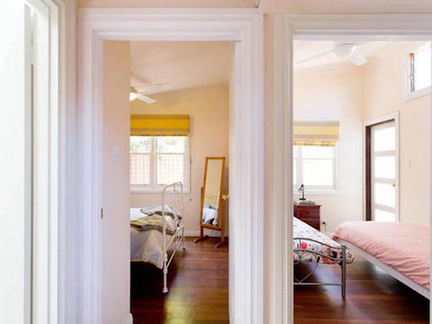 Sunset Cottage - VIC Tourism 6