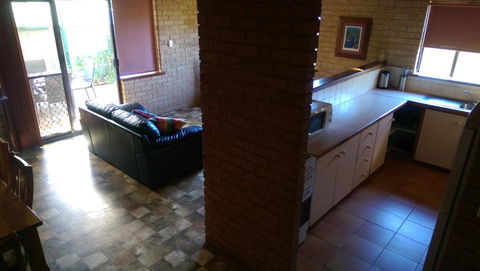 Kestrel Chalets - VIC Tourism 4