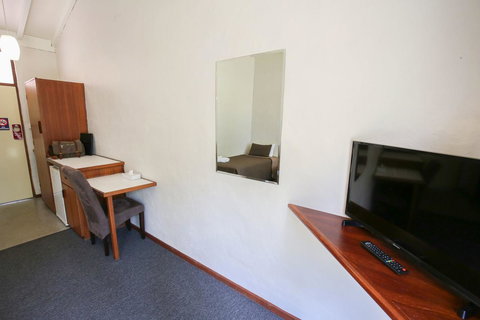 Esplanade Hotel Busselton - VIC Tourism 25