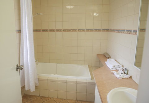 Esplanade Hotel Busselton - VIC Tourism 37