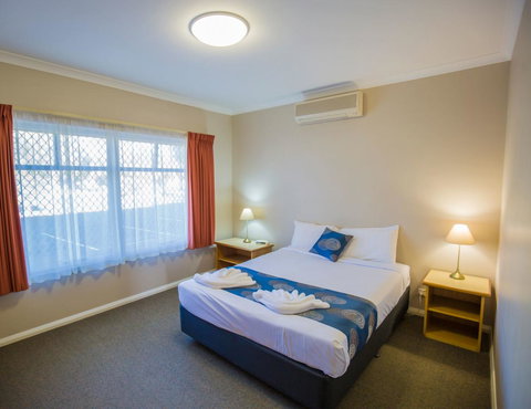 Esplanade Hotel Busselton - VIC Tourism 9