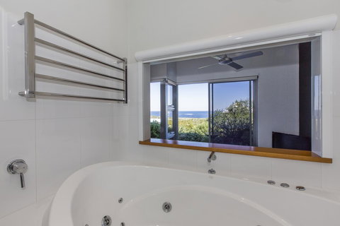 Aquatic Visions - VIC Tourism 5