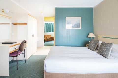 Comfort Inn Devonport - VIC Tourism 18
