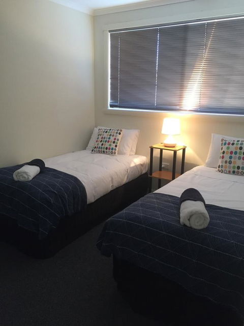 Old Pier Apartments - VIC Tourism 4