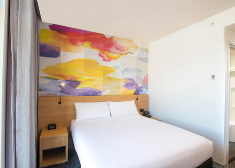 Ibis Styles Hobart - VIC Tourism 24