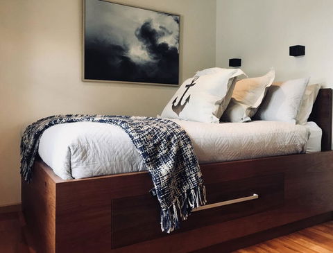 Salt Box Hideaway - VIC Tourism 3