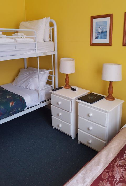 Stanley Hotel & Apartments - VIC Tourism 32