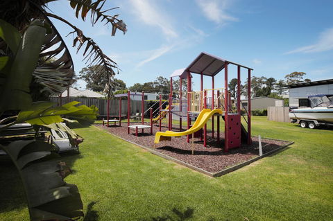 Georges Bay Apartments - VIC Tourism 42