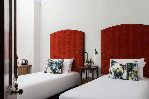 The Florance - VIC Tourism 30