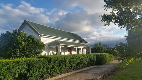Grace Cottage - VIC Tourism 4