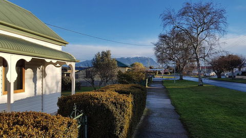 Grace Cottage - VIC Tourism 14