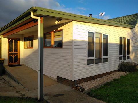 Grace Cottage - VIC Tourism 37